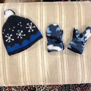 L.L. Bean hat and turtle fur fleece mittens